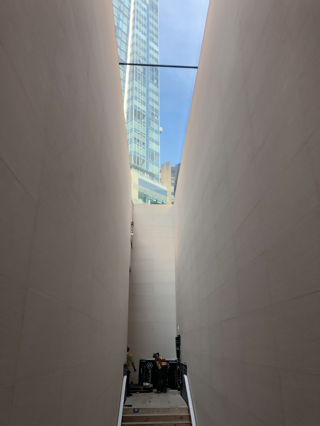 Apple Pacific Centre · Stairwell walls and skylight during construction